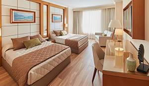 /content/rooms/StandardHotelPortaventura/hotel-portaventura-habitacion-standard-01