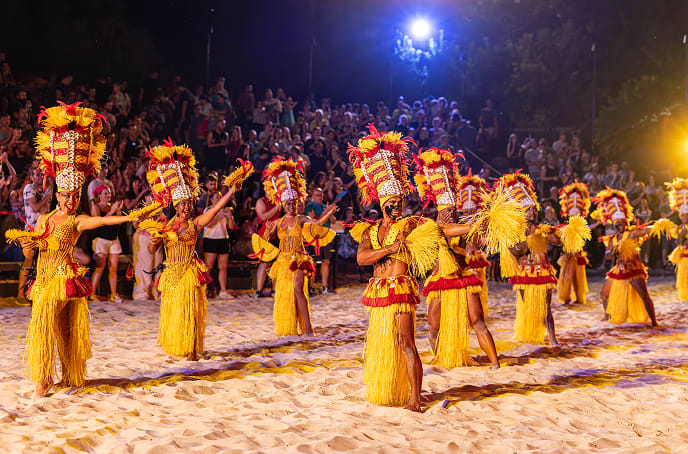 noches-de-fuego-en-tahiti-espectaculo-portaventura-1