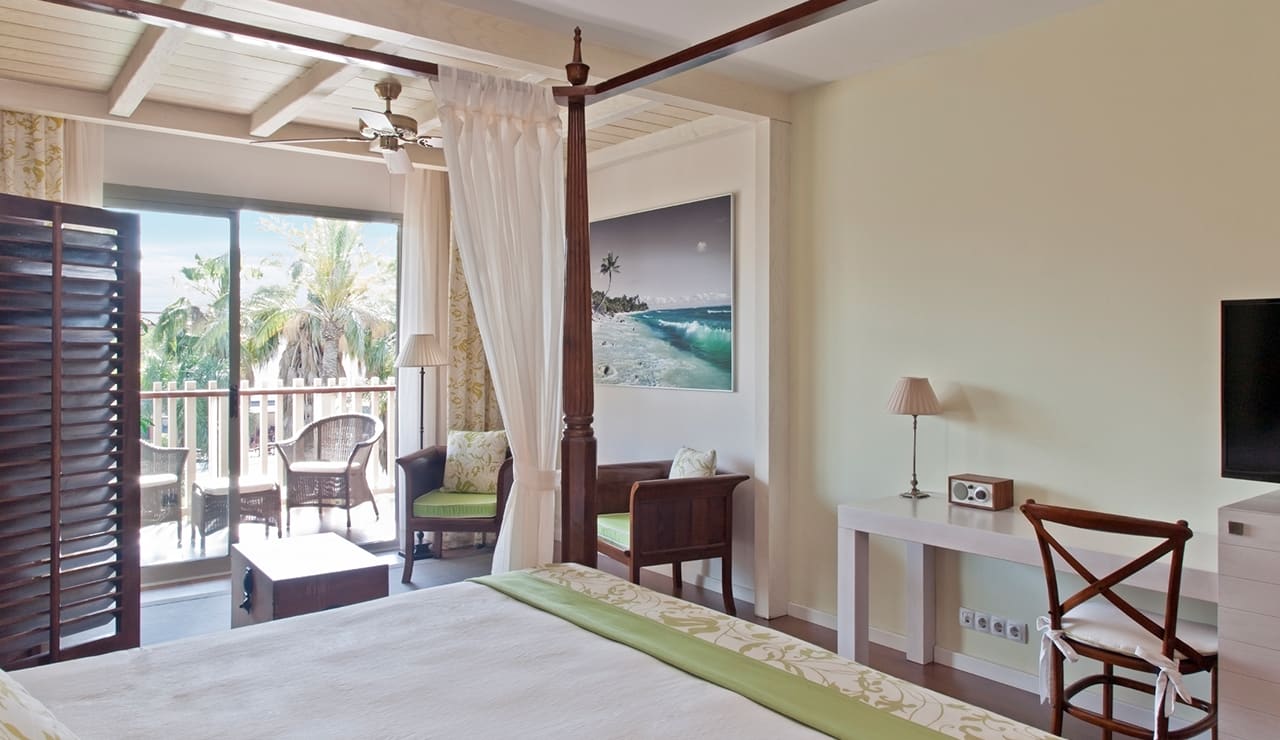 /content/rooms/CaribeDeluxeSanJuanHotelCaribe/hotel-caribe-habitacion-deluxe-san-juan-04 /content/rooms/CaribeDeluxeSanJuanHotelCaribe/hotel-caribe-habitacion-deluxe-san-juan-04