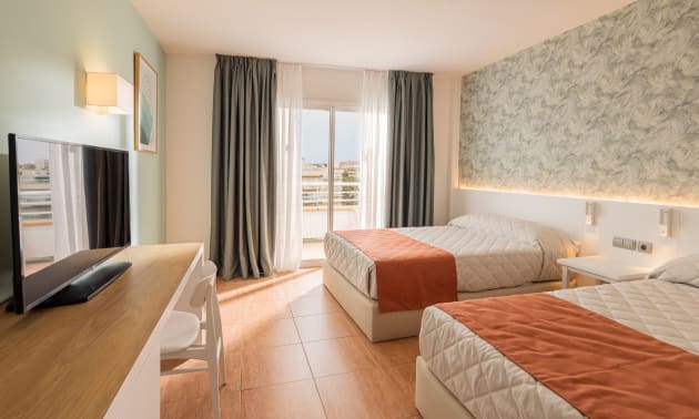 /content/rooms/StandardHotelCaribe/hotel-caribe-habitacion-standard-05 /content/rooms/StandardHotelCaribe/hotel-caribe-habitacion-standard-05
