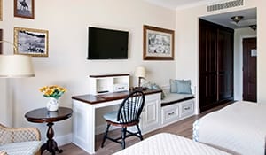 /content/rooms/CallaghanHotelGoldRiver/hotel-gold-river-habitacion-callaghan-01