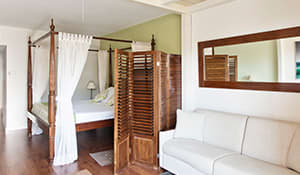 /content/rooms/CaribeDeluxeSanJuanHotelCaribe/hotel-caribe-habitacion-deluxe-san-juan-03 /content/rooms/CaribeDeluxeSanJuanHotelCaribe/hotel-caribe-habitacion-deluxe-san-juan-03